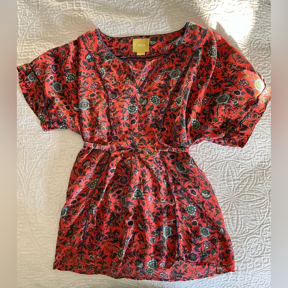 Cute Anthropologie Shirt